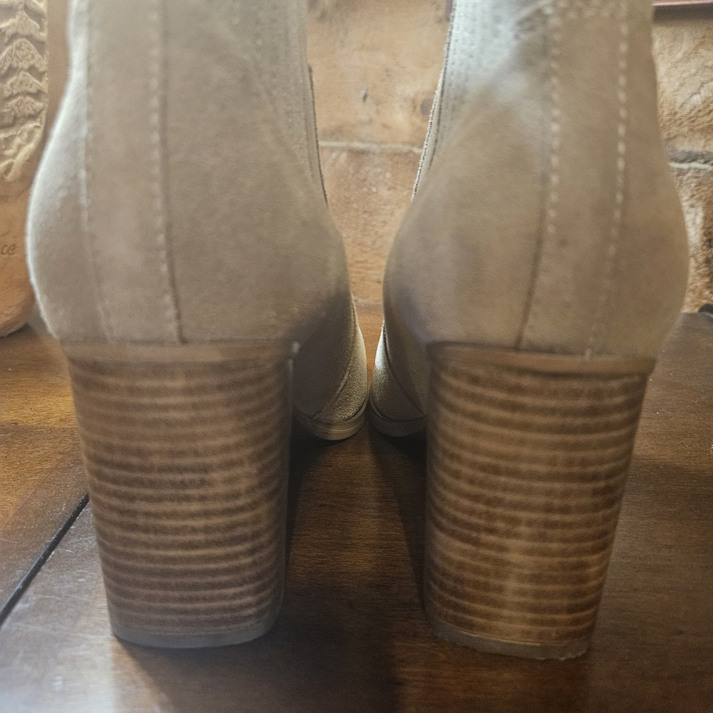 Marc Fisher Tan Ankle Booties - Picture 6 of 11